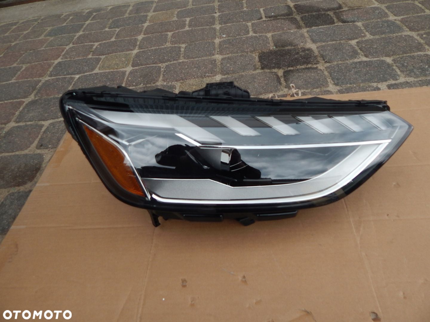 LAMPA PRAWA AUDI A4 B9 FULL LED 8W0 NOWA USA - 1