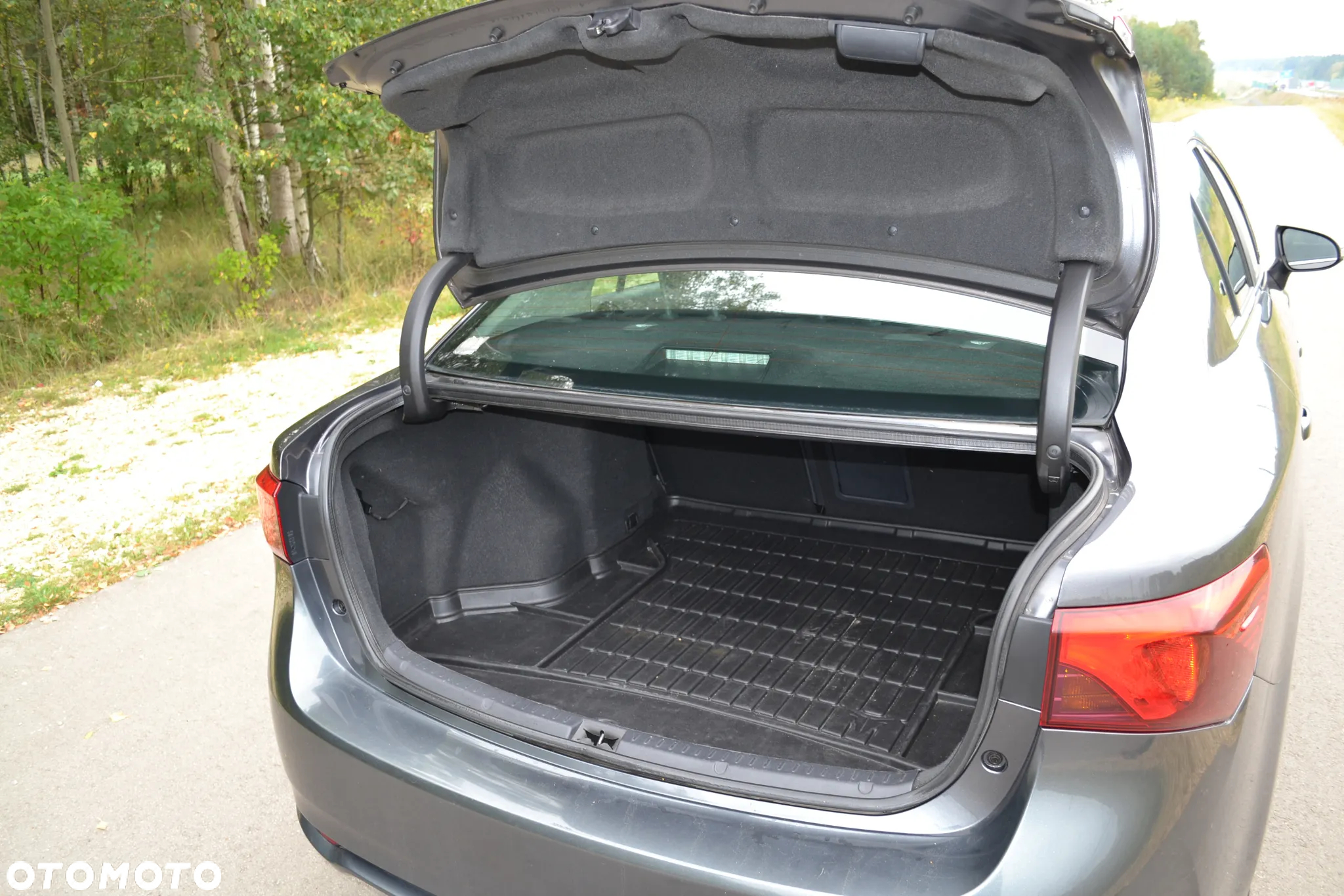 Toyota Avensis 2.0 D-4D Active Business - 27