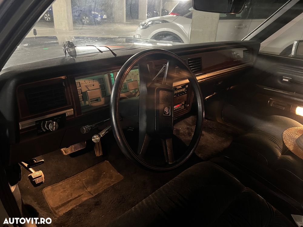 Mercury Marquis - 15