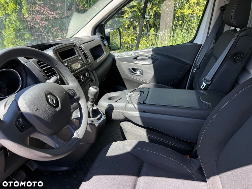 Renault trafić - 5