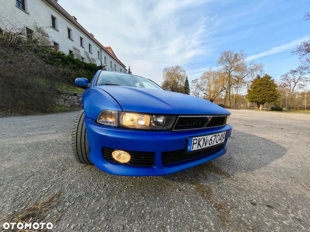 Mitsubishi Galant - 25