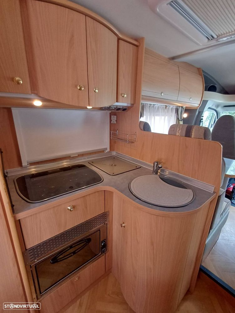 Renault Master Burstner Delfim T680 - 12
