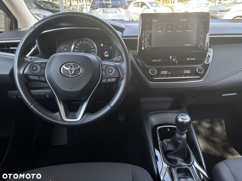 Toyota Corolla - 16