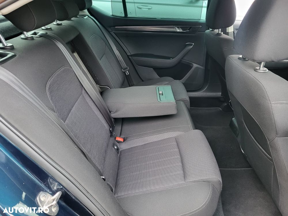 Skoda Superb 2.0 TDI 4X4 DSG Style - 11