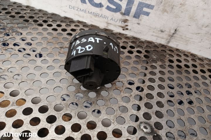 Comutator faruri Volkswagen VW Passat B6  [din 2005 pana  2010] seria wagon 5-usi 1.9 TDI MT (105 h - 3