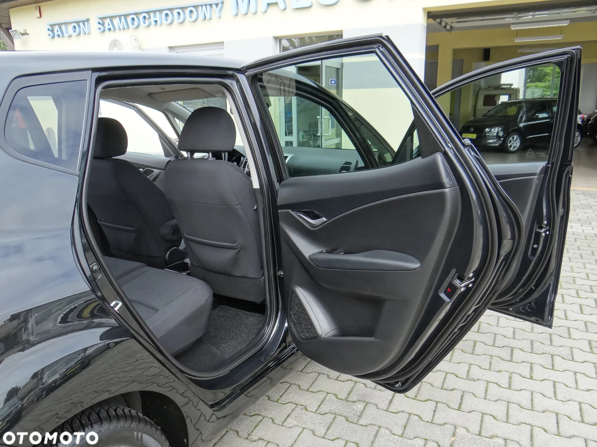 Hyundai ix20 1.4 Premium - 35