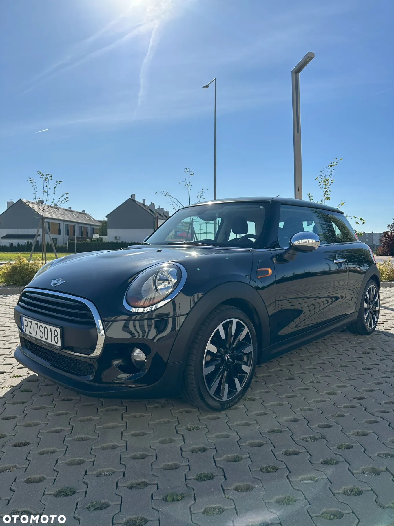 MINI ONE Standard - 5