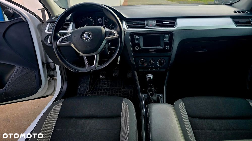 Skoda RAPID 1.6 TDI DPF Ambition - 5