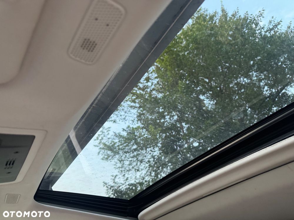 Lexus ES 300h Prestige - 34