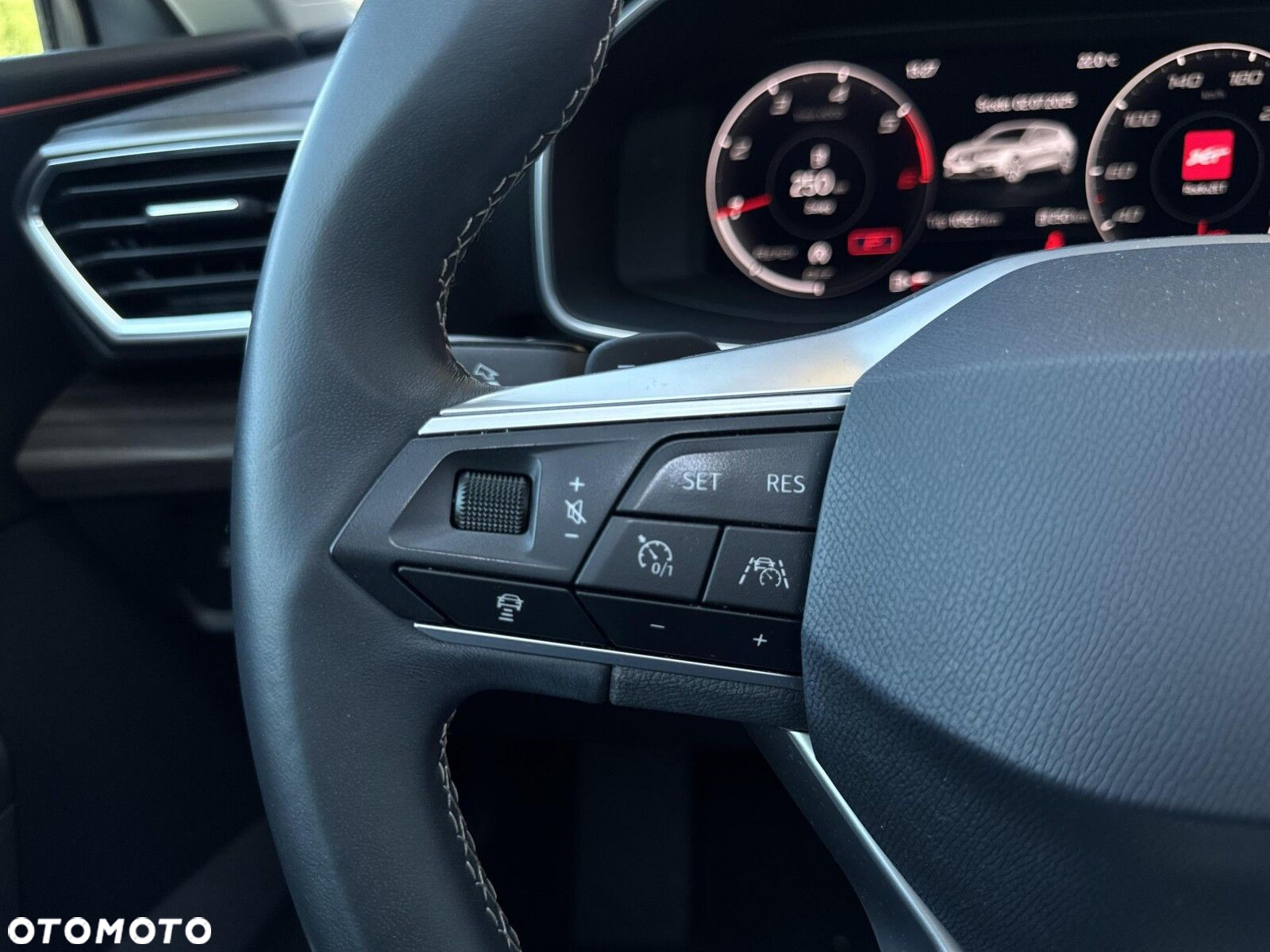 Seat Leon 2.0 TDI Xcellence DSG - 19