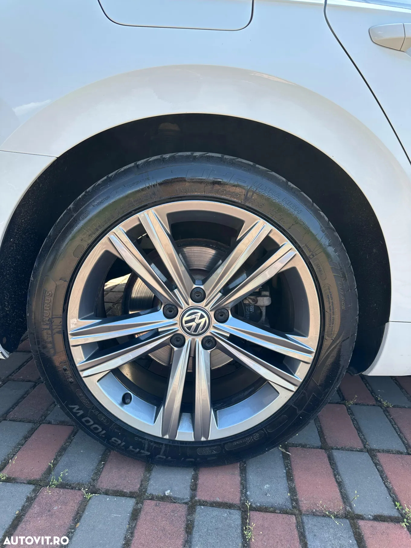 Volkswagen ARTEON 2.0 TDI SCR DSG R-Line - 18