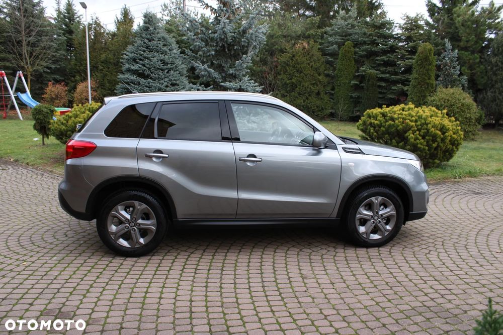 Suzuki Vitara 1.6 Comfort 2WD - 10