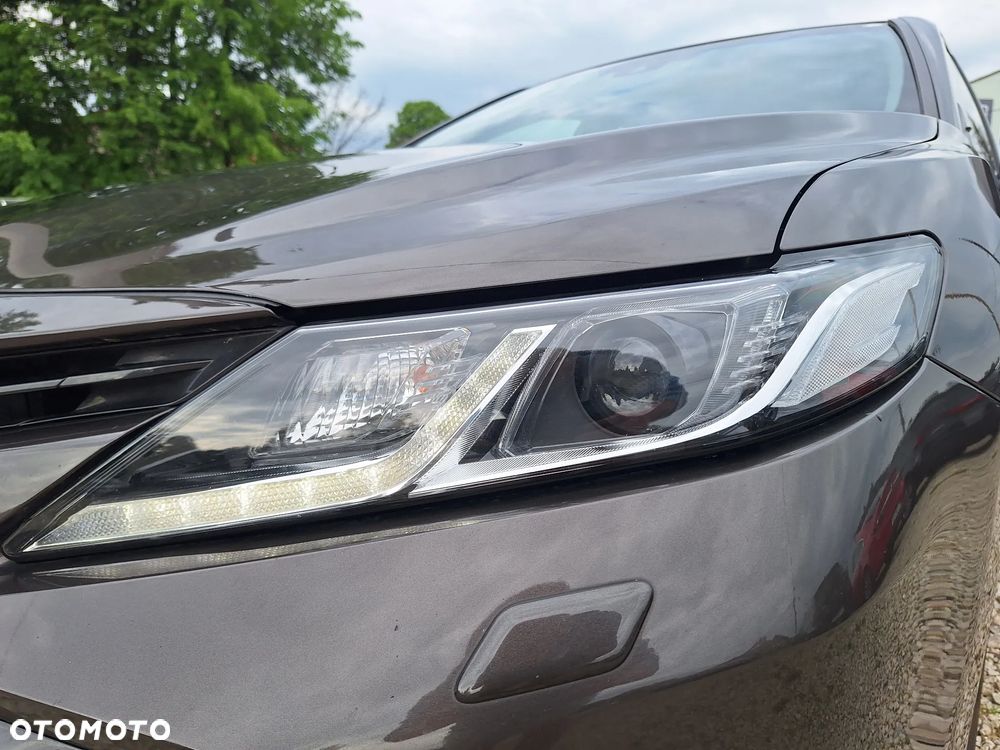 Toyota Camry 2.5 Hybrid Comfort CVT - 15