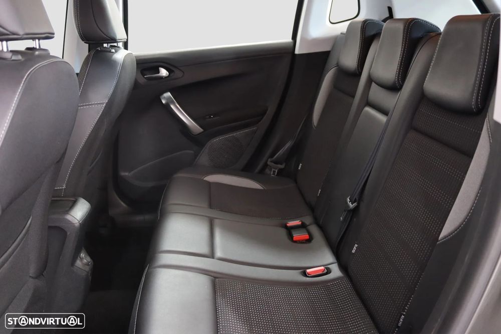 Peugeot 2008 1.2 PureTech Allure - 13