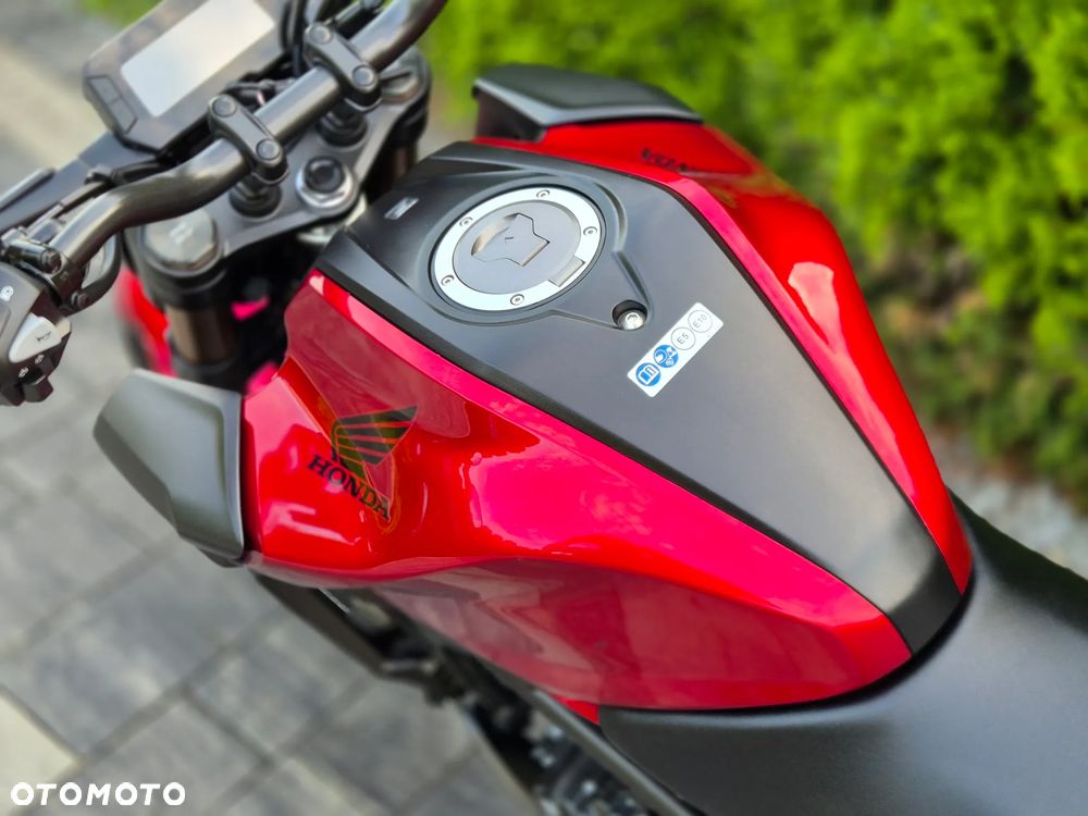Honda CB - 18