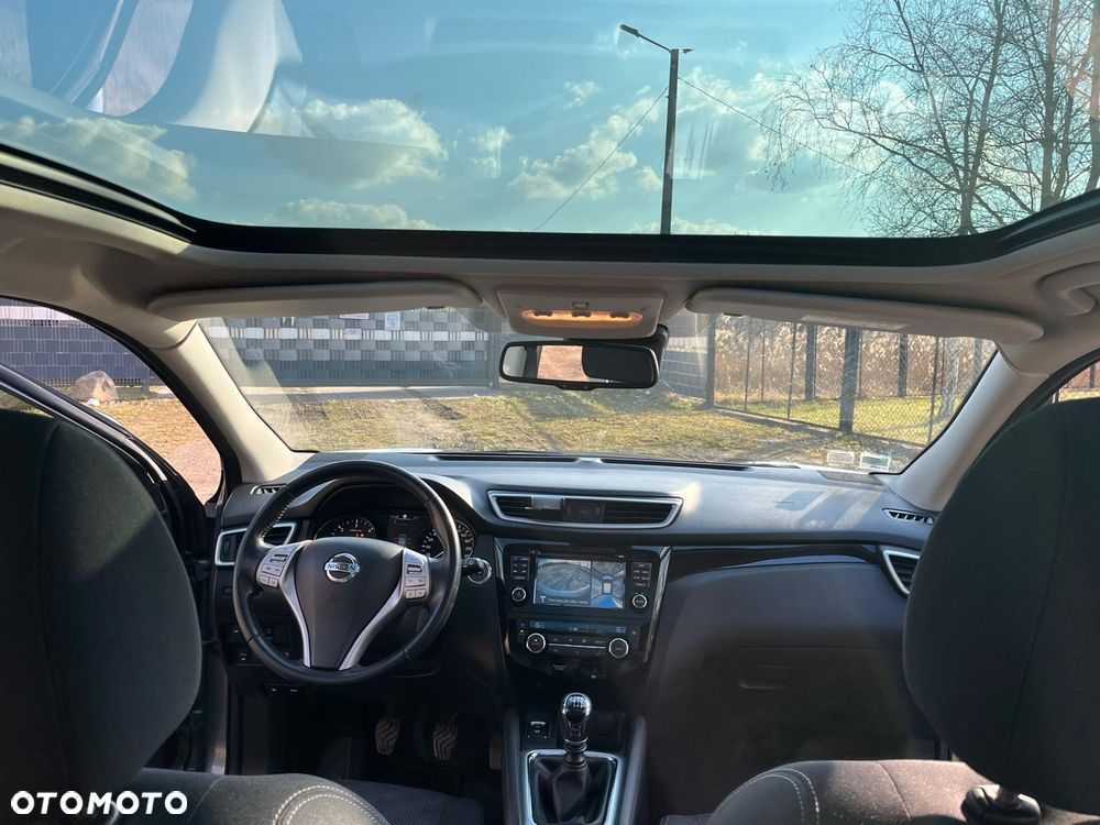 Nissan Qashqai 1.6 DCi N-Connecta - 12