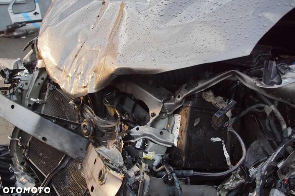 Auto na części - Toyota Auris II 1.6 Valvematic 132 KM 1ZR-FAE MTM 4V8 2015R Silnik Skrzynia Drzwi Szyba Klapa Lampa Lusterko Deska Kokpit Sterownik Moduł Czujnik Licznik Wyświetlacz Kierownica - 17