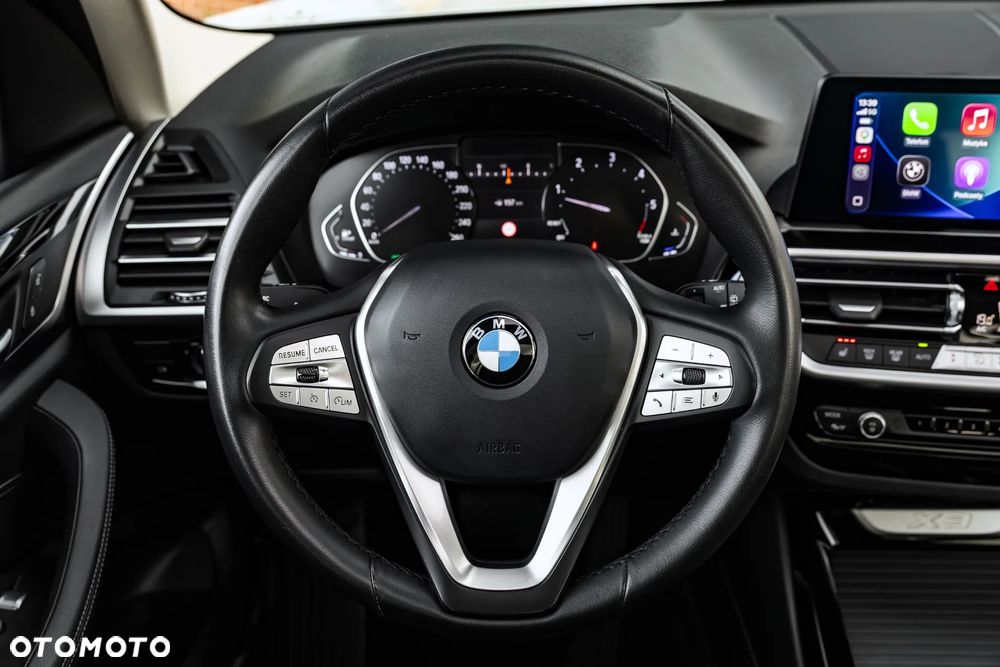 BMW X3 sDrive18d sport - 31
