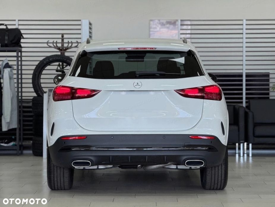 Mercedes-Benz GLA 200 AMG Line - 7