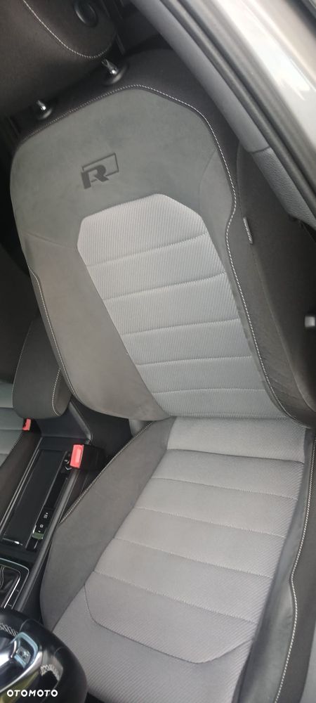 Volkswagen Golf - 36