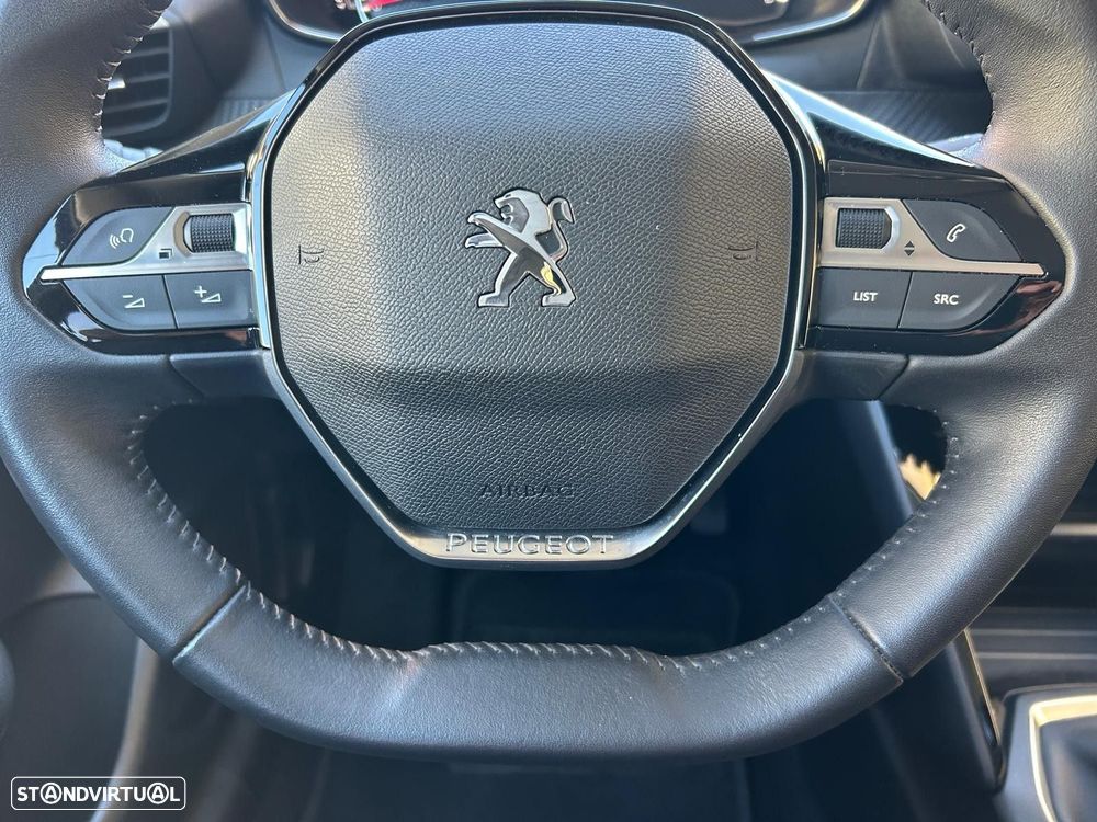 Peugeot 208 1.2 PureTech SE Style - 34