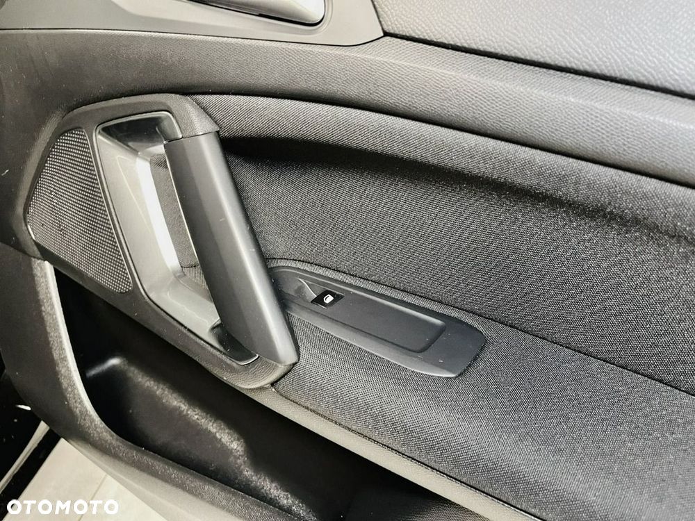 Peugeot 308 - 29