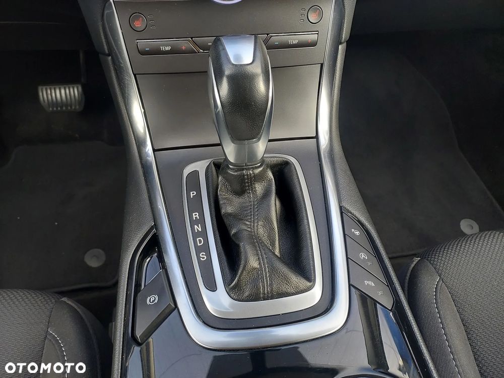 Ford S-Max 2.0 TDCi Titanium PowerShift - 33