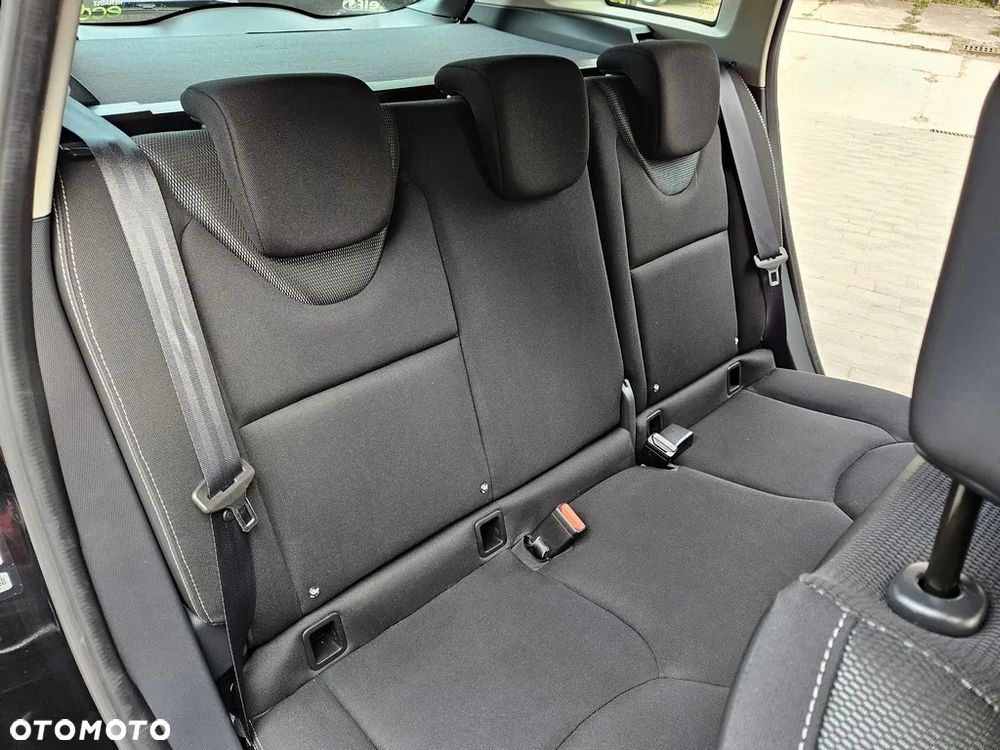 Renault Clio - 24