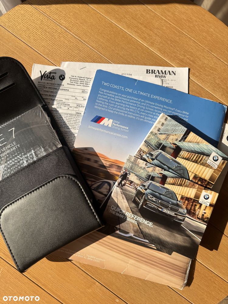 BMW Seria 7 750Li Edition Exclusive - 32