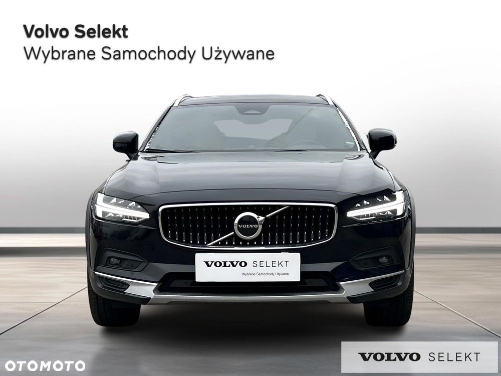Volvo V90 Cross Country - 9