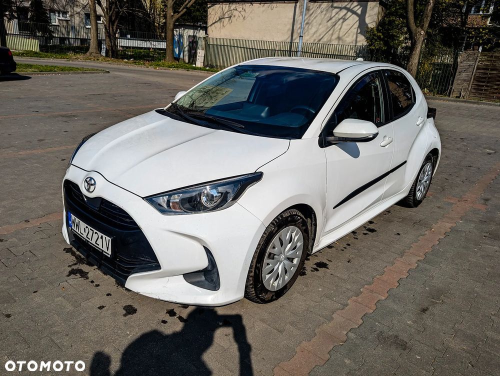 Toyota Yaris VAN - 2