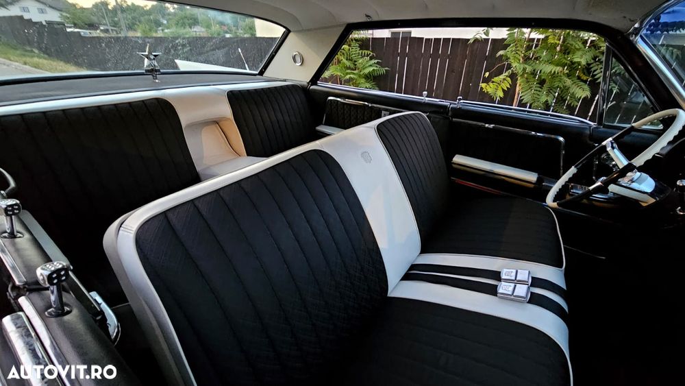 Cadillac Deville - 9