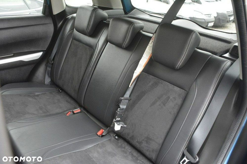 Suzuki Vitara 1.6 XLED 2WD - 32