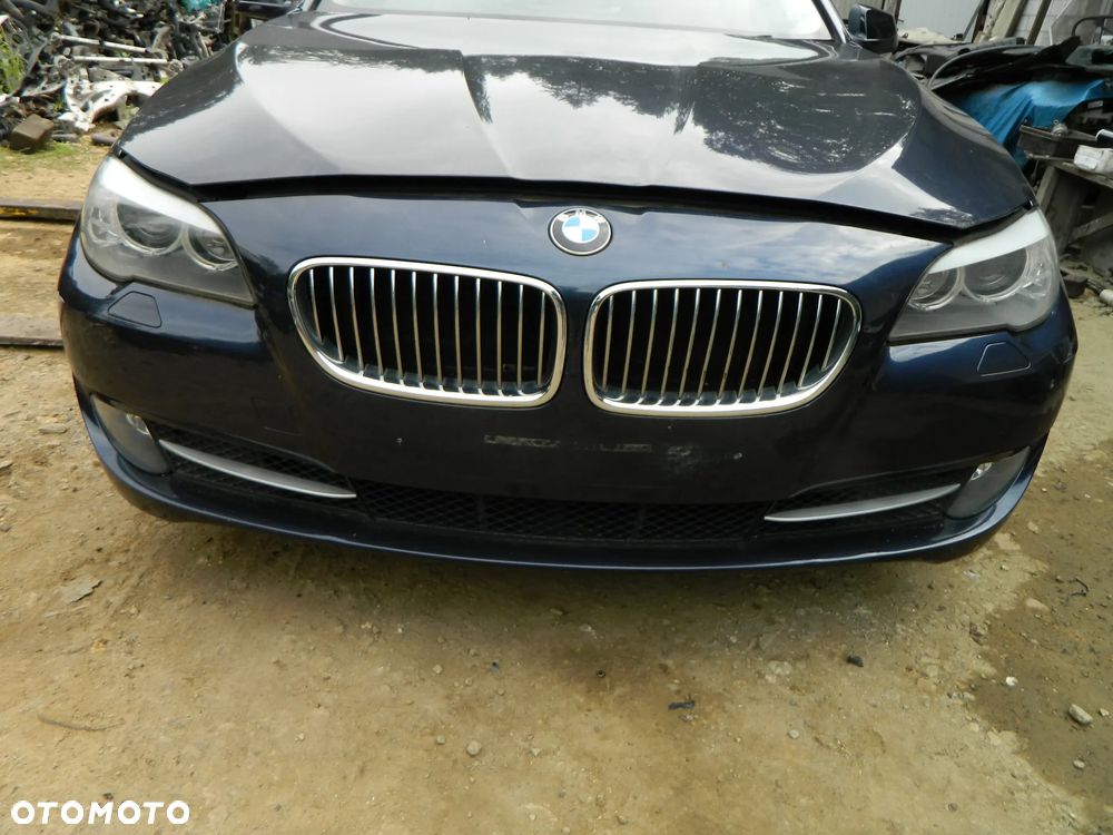 BMW F10 kolor a89 IMPERIALBLAU na części - 3