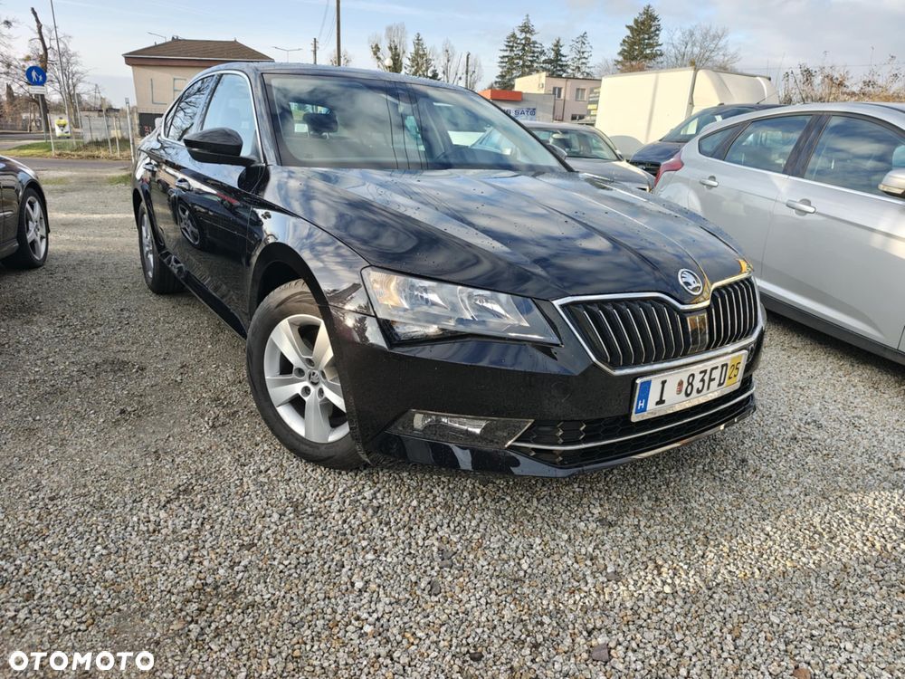 Skoda Superb 1.5 TSI ACT Active DSG - 2