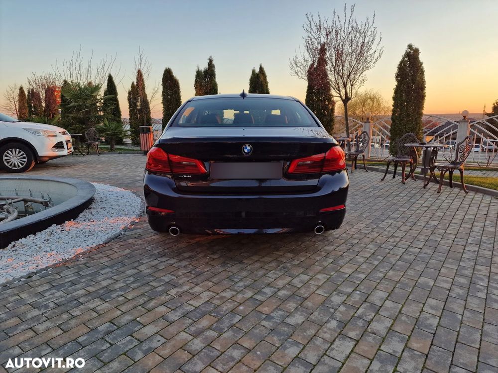 BMW Seria 5 520d Aut. Luxury Line - 7