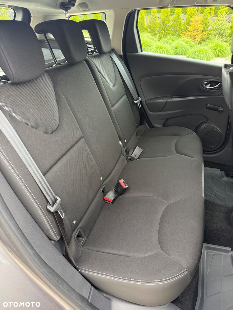 Renault Clio 1.2 16V 75 Experience - 18