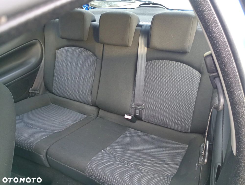 Peugeot 206 - 13