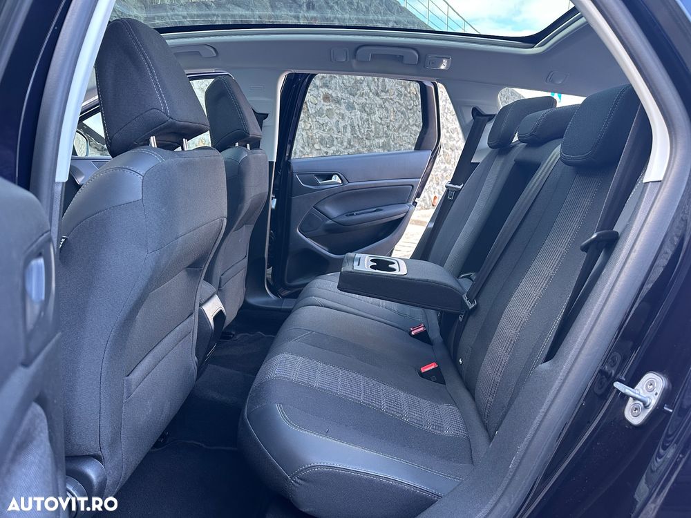 Peugeot 308 - 25