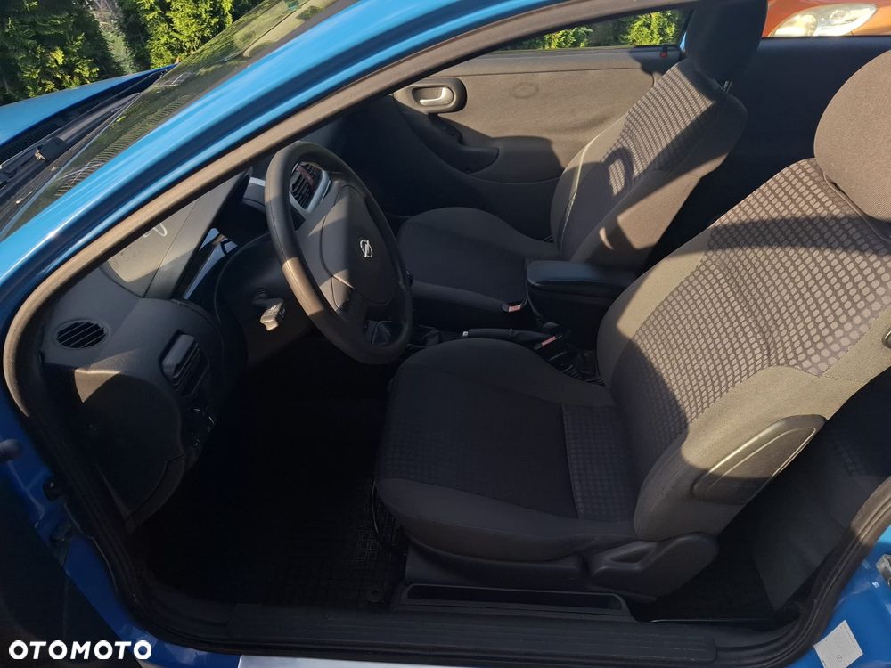 Opel Corsa - 12