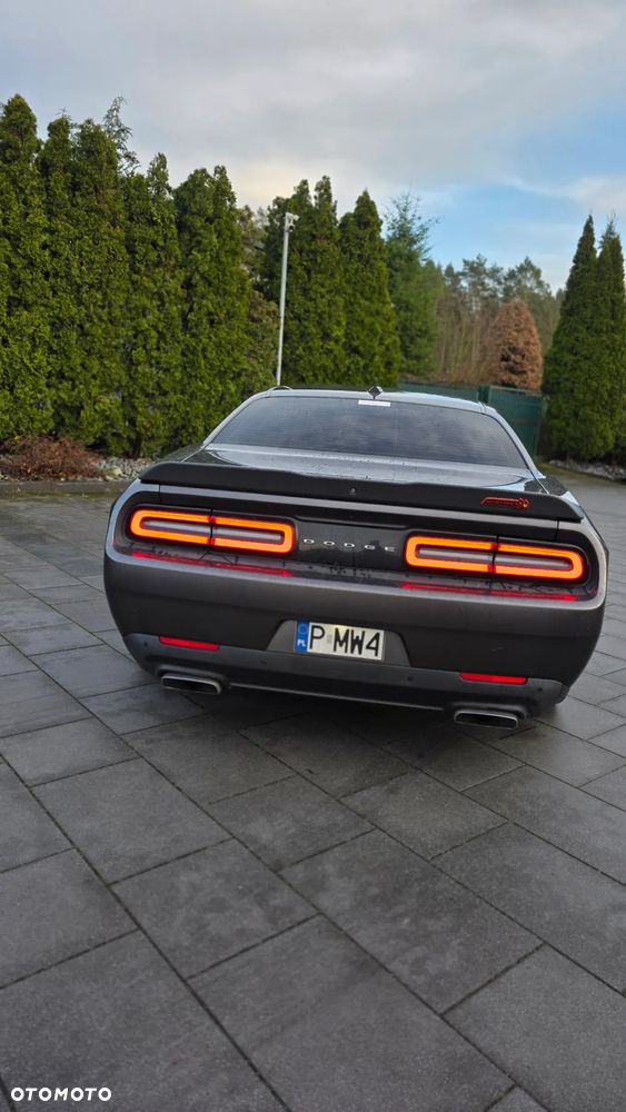 Dodge Challenger Automatik R/T Plus Scat Pack - 3