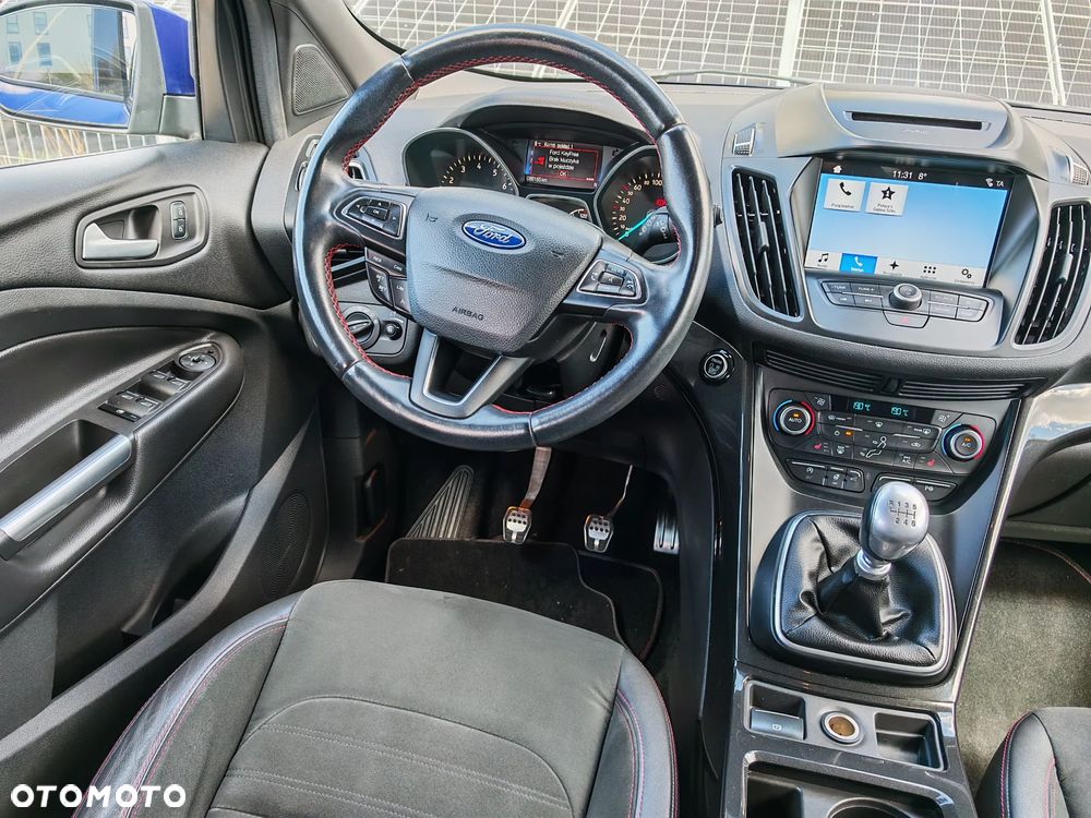 Ford Kuga 1.5 EcoBoost 2x4 ST-Line - 20