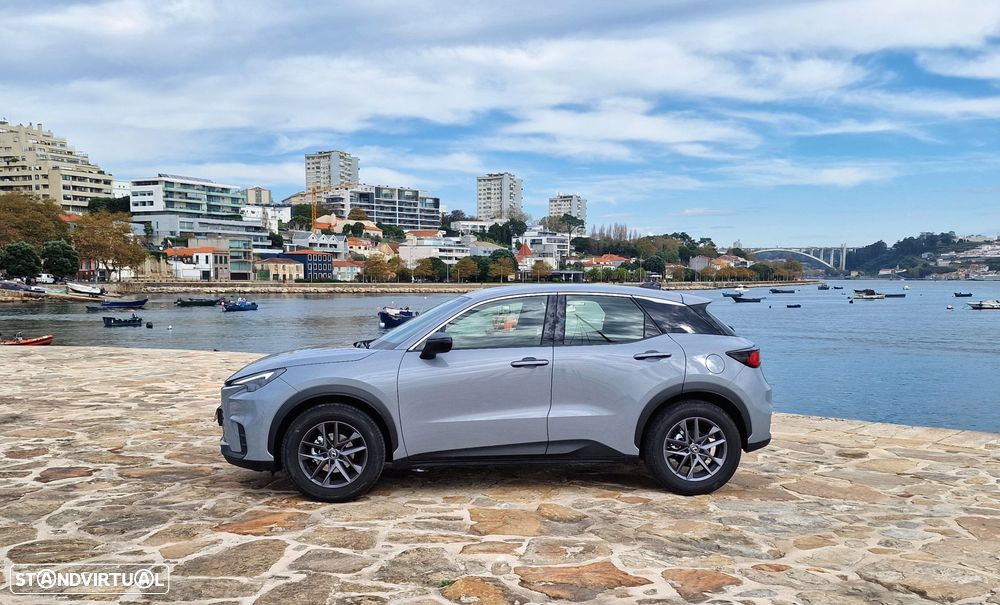 Lexus LBX Standard - 4