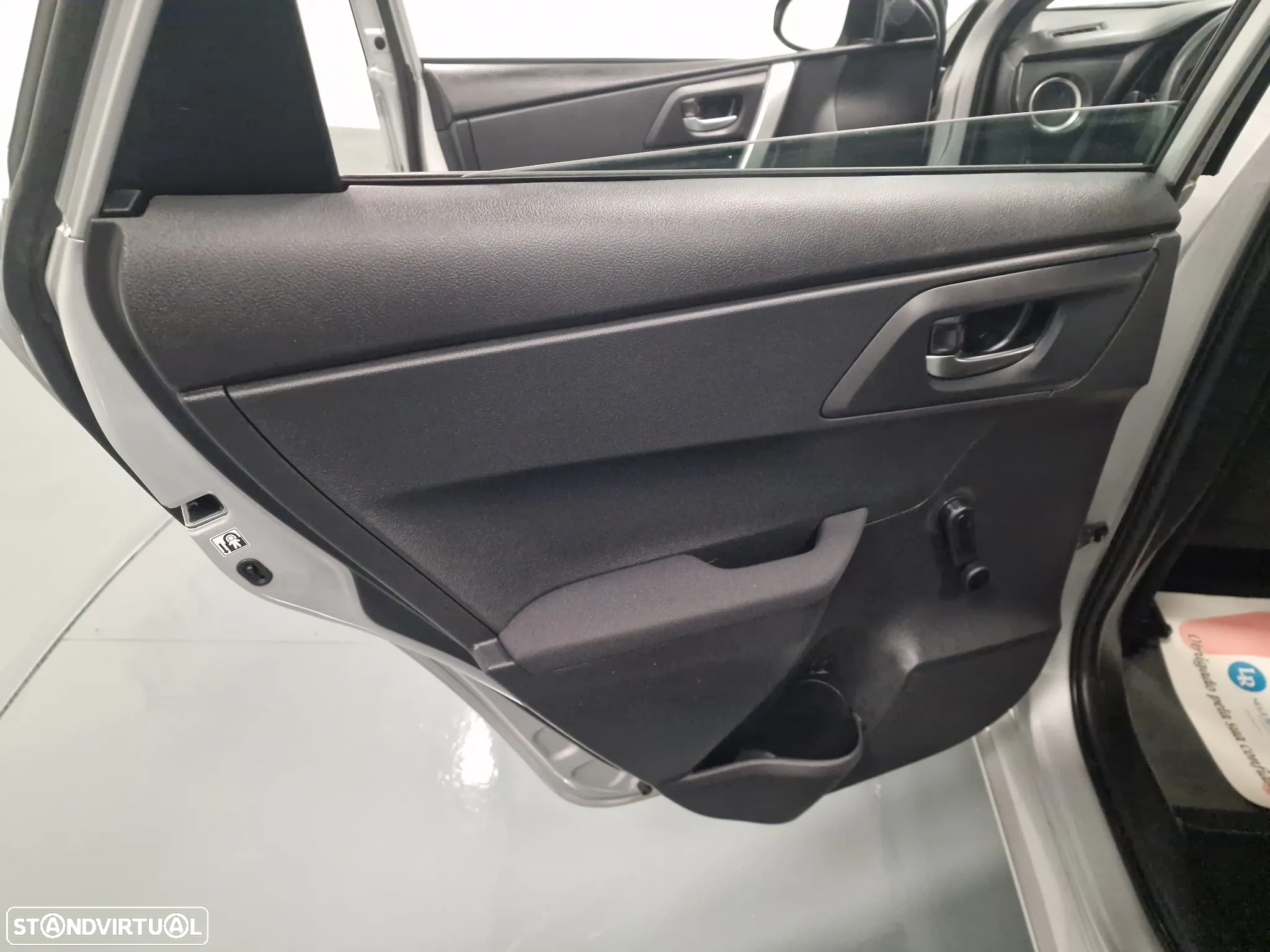 Toyota Auris Touring Sports 1.4 D-4D Comfort+J16 - 36