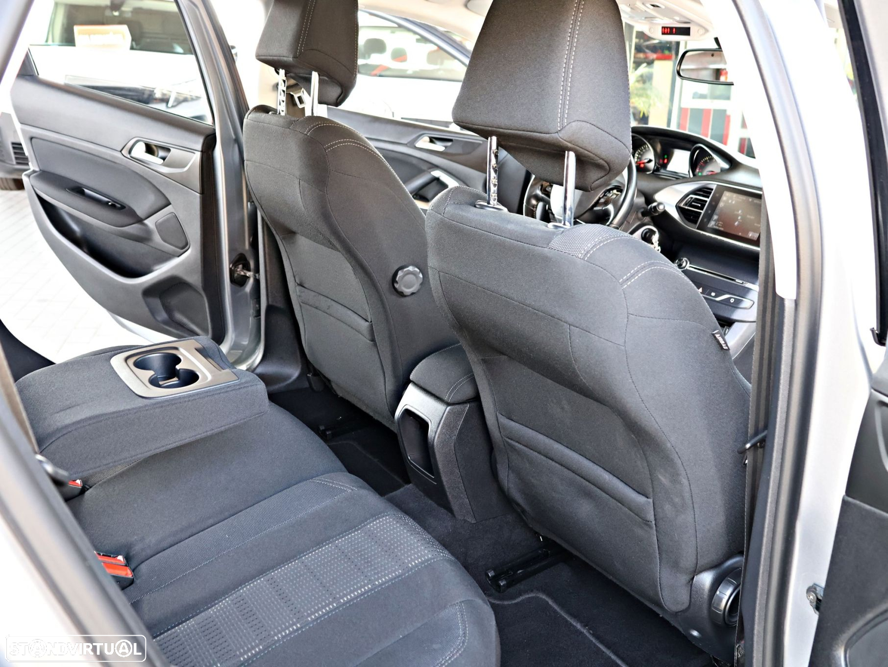 Peugeot 308 SW BlueHDi 120 Stop & Start Active - 34