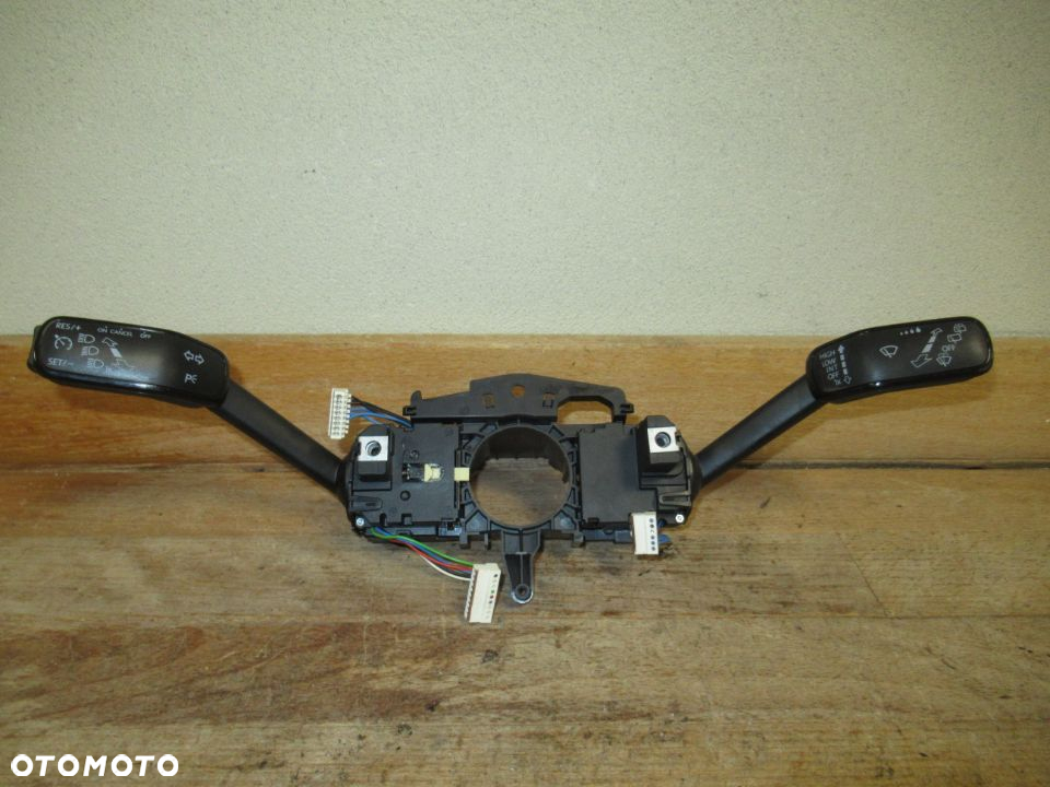 PRZEŁĄCZNIK ZESPOLONY KOMBAJN TEMPOMAT VW GOLF VII SKODA OCTAVIA III SEAT LEON III 5Q0953513R - 2