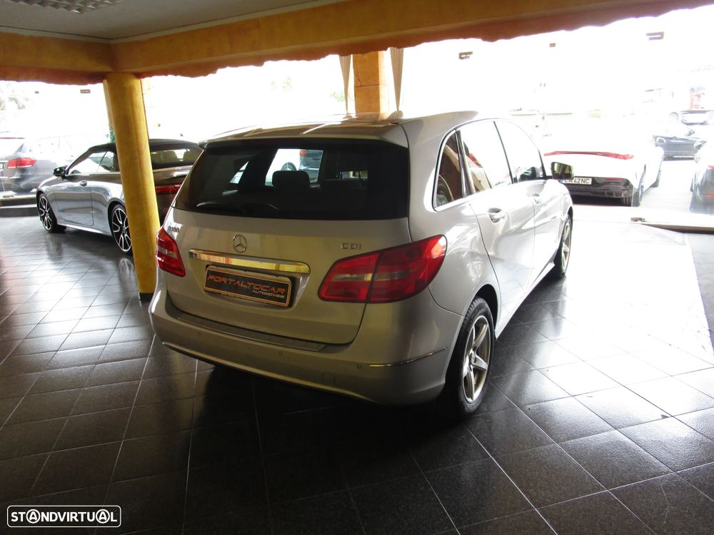 Mercedes-Benz B 180 d 7G-DCT Edition - 8