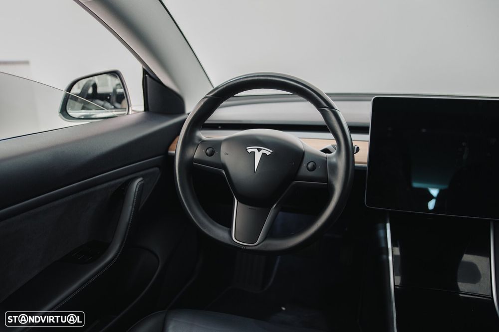 Tesla Model 3 Long Range AWD Dual Motor - 17