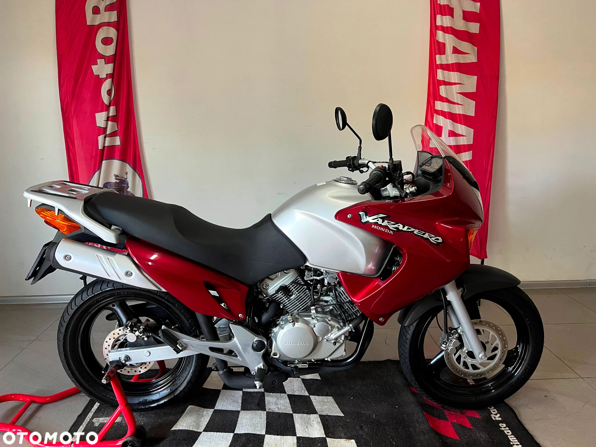 Honda XL - 4