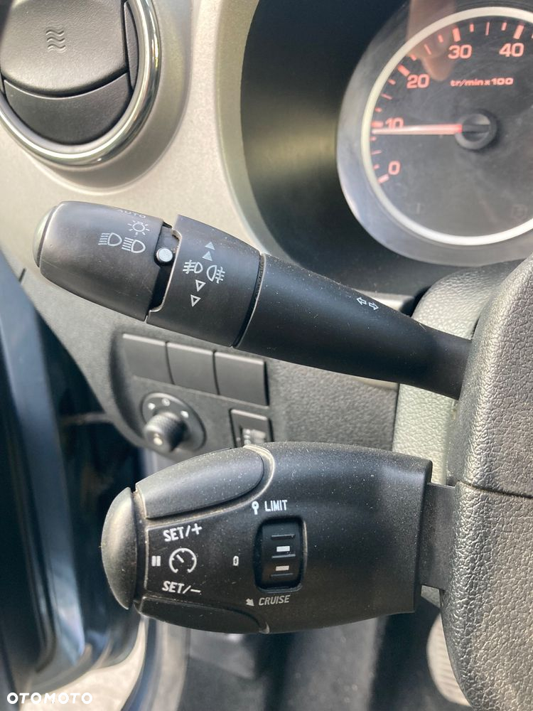 Peugeot Partner - 9